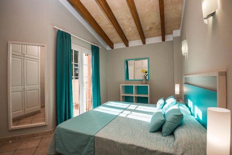 Maribel Villas Cala Blanca  Exterior photo